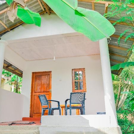 Pradeepa house Appartement Unawatuna Buitenkant foto