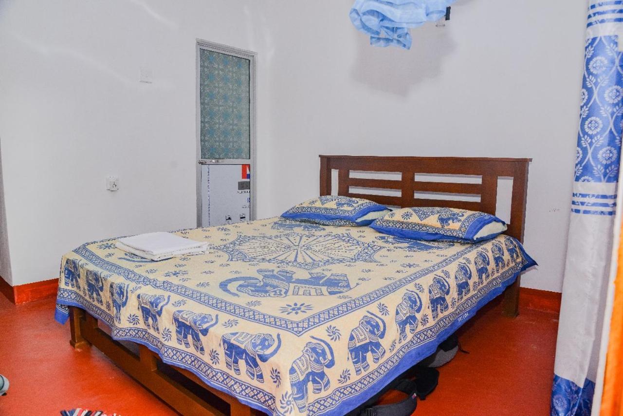 Pradeepa house Appartement Unawatuna Buitenkant foto
